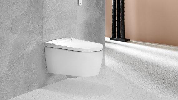 Geberit AquaClean Sela: Tampo de sanita com mecanismo de fecho suave