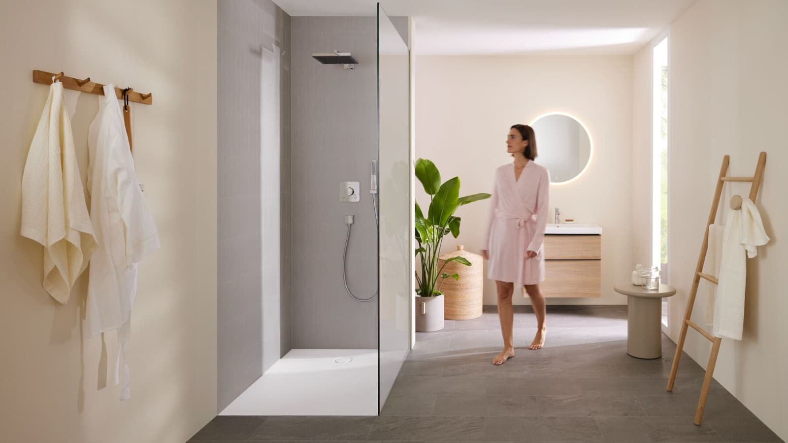 Casa de banho Geberit com base de duche Geberit Casa de banho Geberit com base de duche Geberit